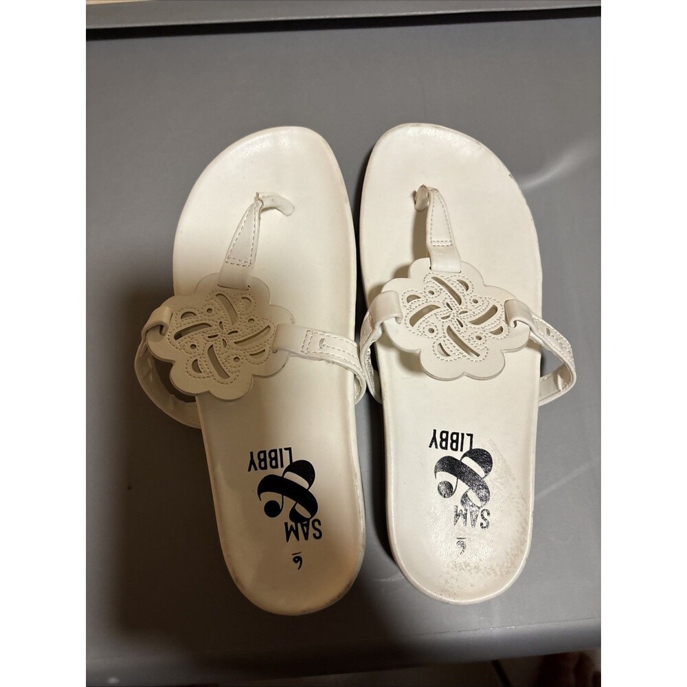 Sam & Libby White Thong Sandals or Flip Flops - Alexandra Women's Size 6